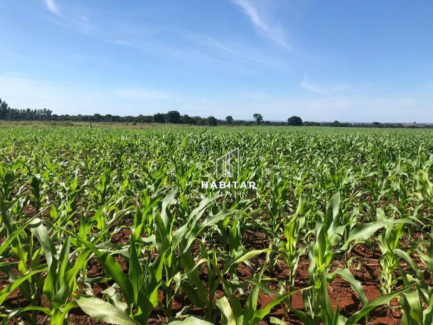 Foto 1 de Terreno / Lote à venda, 20000m2 em Itumbiara - GO