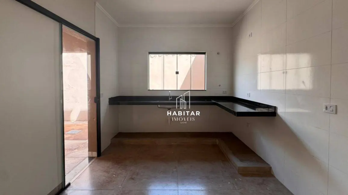 Foto 6 de Casa com 2 quartos à venda, 195m2 em Itumbiara - GO