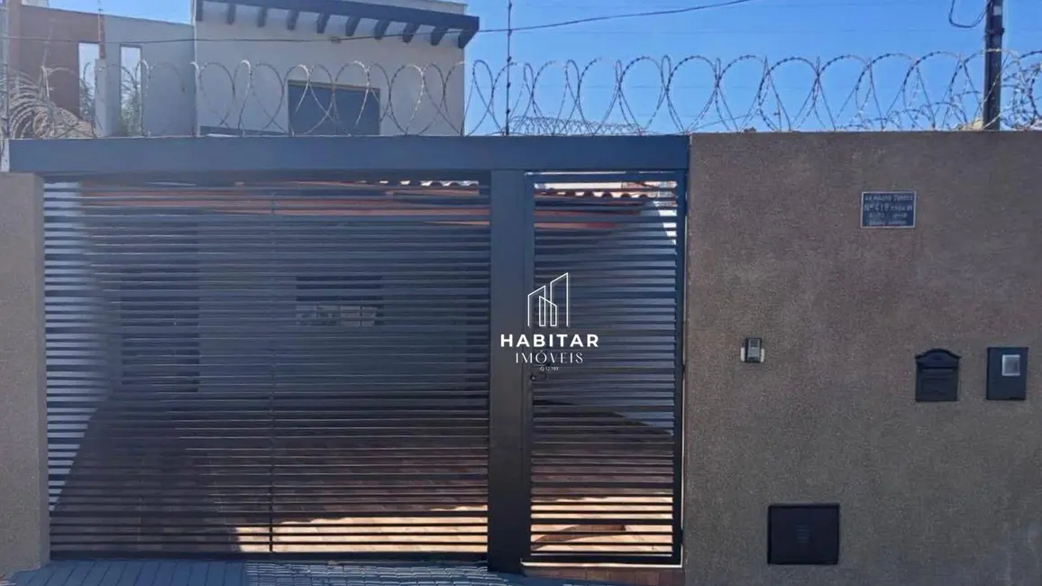 Foto 1 de Casa com 3 quartos à venda, 180m2 em Karfan, Itumbiara - GO