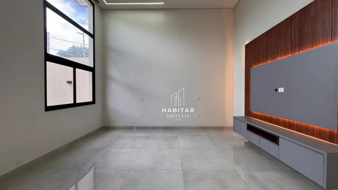 Foto 2 de Casa com 3 quartos à venda, 300m2 em Jardim Morumbi, Itumbiara - GO