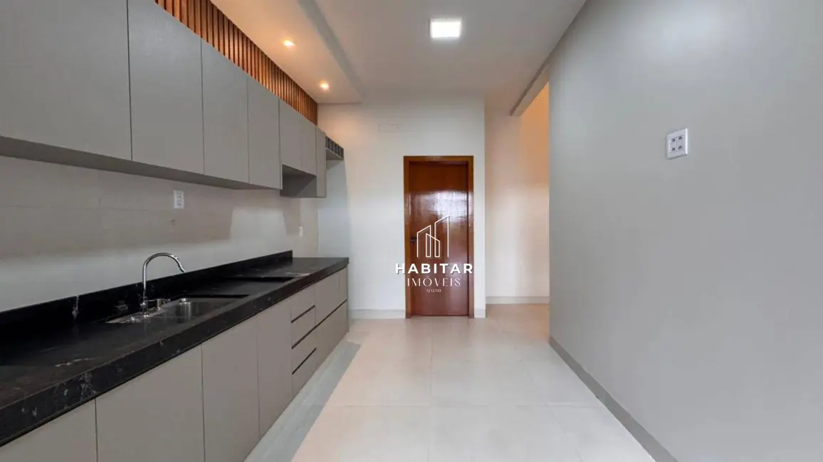 Foto 9 de Casa com 3 quartos à venda, 180m2 em Itumbiara - GO