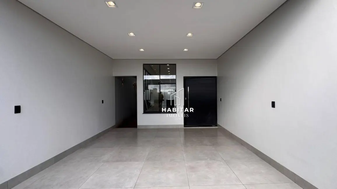 Foto 2 de Casa com 3 quartos à venda, 250m2 em Itumbiara - GO