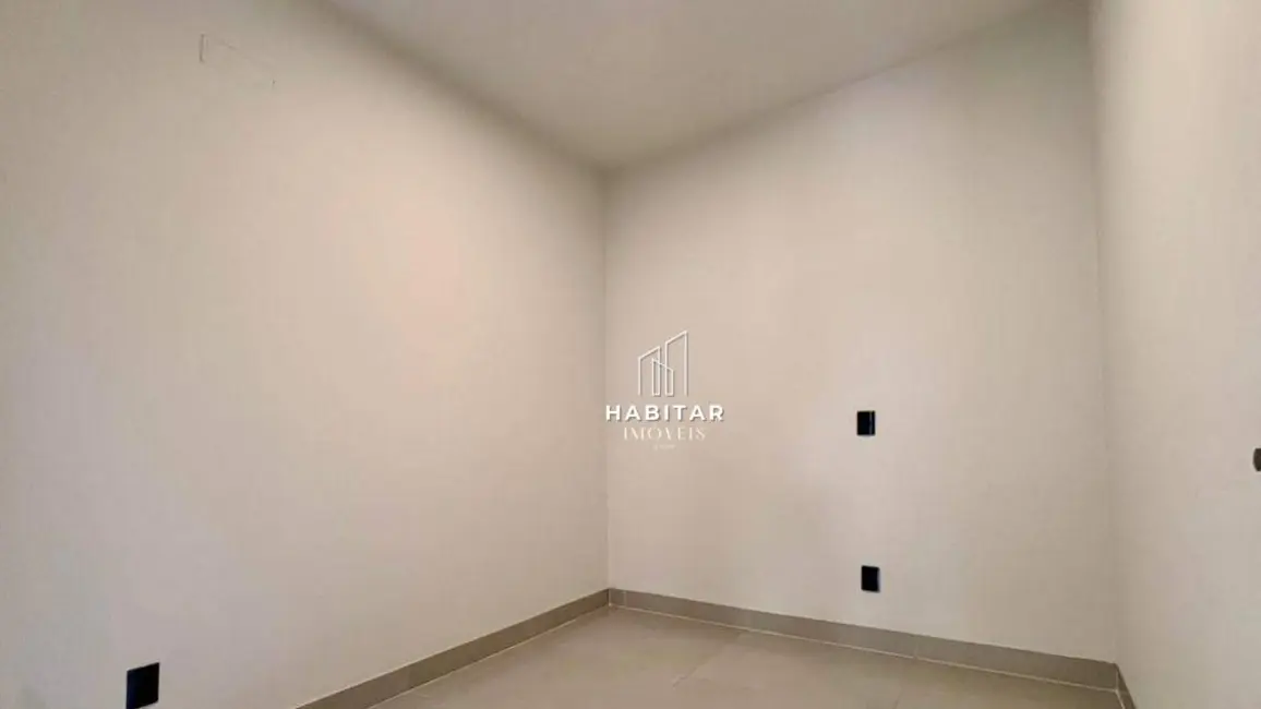 Casa com 3 quartos à venda, 180m2 em Itumbiara - GO - imagem 9 Foto 9 de Casa com 3 quartos à venda, 180m2 em Itumbiara - GO