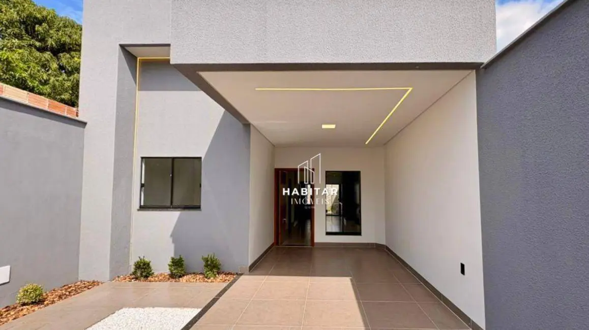 Casa com 3 quartos à venda, 180m2 em Itumbiara - GO - imagem 1 Foto 1 de Casa com 3 quartos à venda, 180m2 em Itumbiara - GO