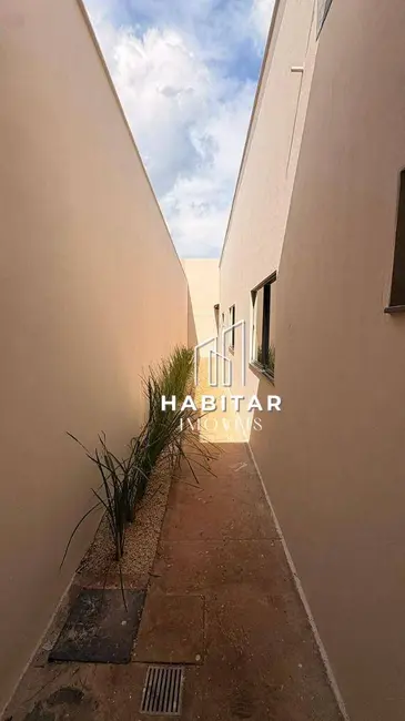 Casa com 3 quartos à venda, 180m2 em Itumbiara - GO - imagem 4 Foto 4 de Casa com 3 quartos à venda, 180m2 em Itumbiara - GO