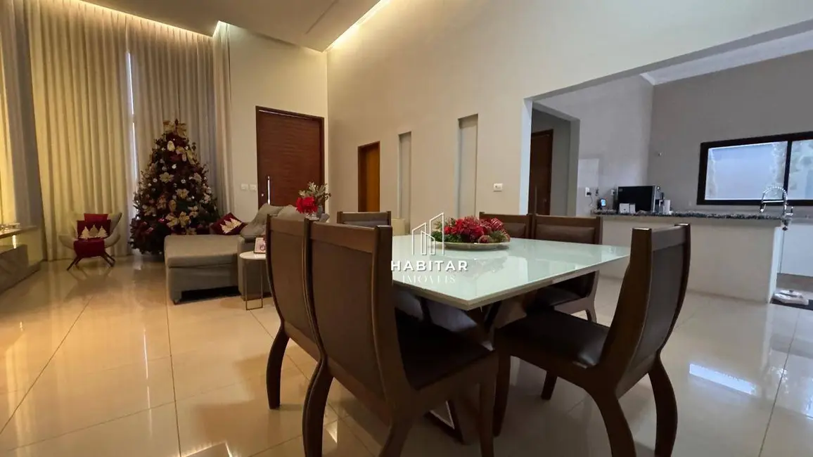 Foto 7 de Casa com 3 quartos à venda, 500m2 em Itumbiara - GO