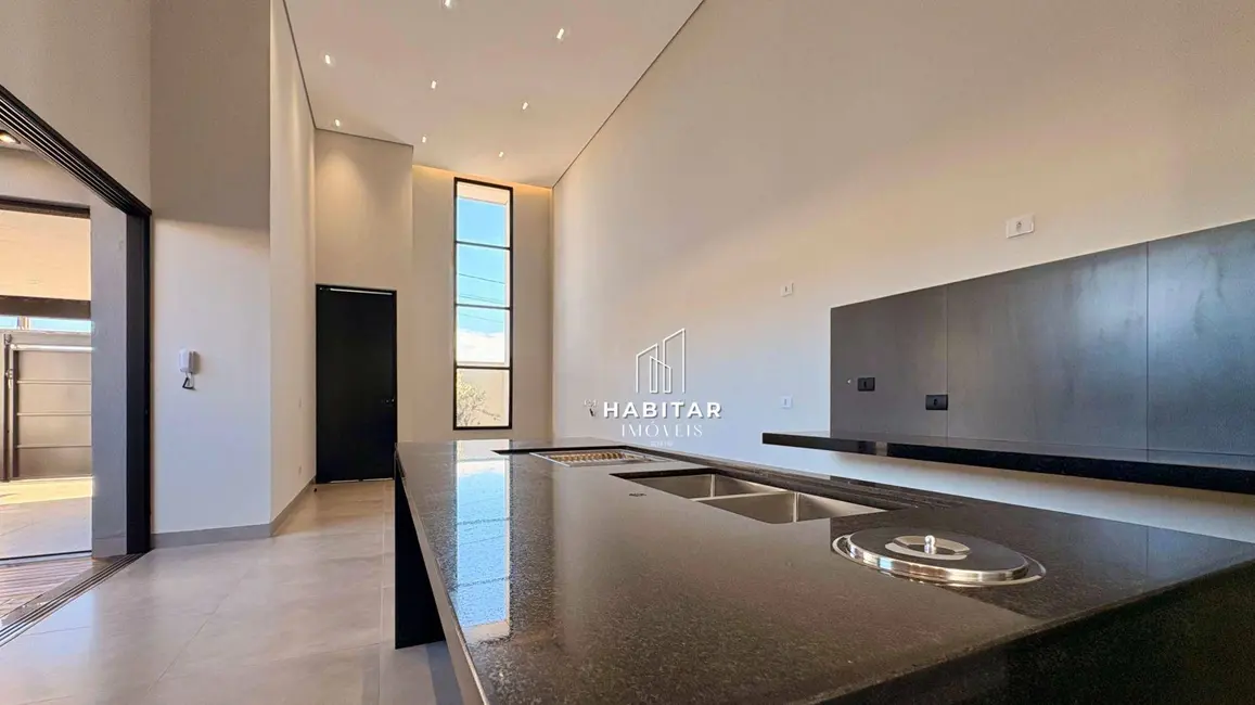 Casa com 3 quartos à venda, 250m2 em Residencial Beira Rio II, Itumbiara - GO - imagem 6 Foto 6 de Casa com 3 quartos à venda, 250m2 em Residencial Beira Rio II, Itumbiara - GO