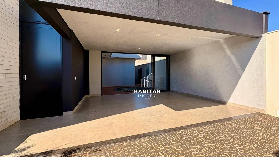 Casa com 3 quartos à venda, 250m2 em Residencial Beira Rio II, Itumbiara - GO - imagem 3 Foto 3 de Casa com 3 quartos à venda, 250m2 em Residencial Beira Rio II, Itumbiara - GO