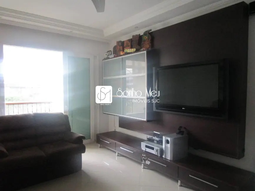 Foto 8 de Casa com 3 quartos à venda, 374m2 em Sao Jose Dos Campos - SP