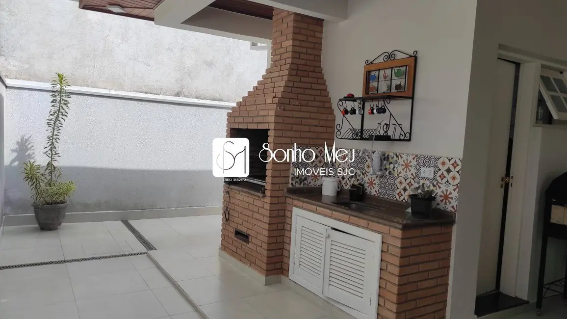 Foto 2 de Casa com 4 quartos à venda, 375m2 em Vila Zezé, Jacarei - SP