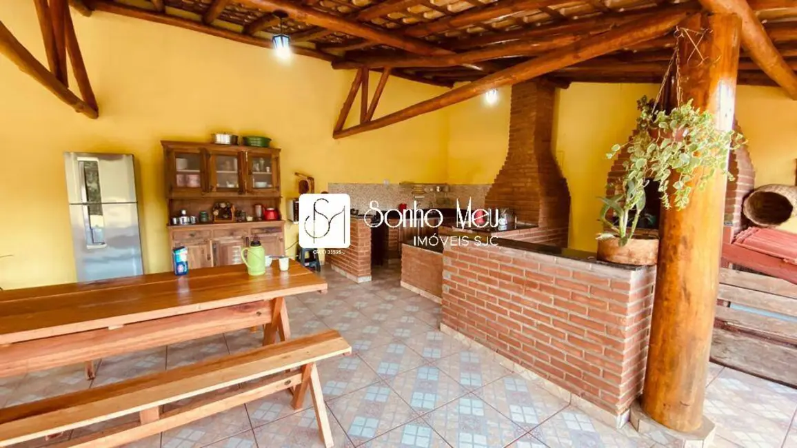 Foto 2 de Chácara com 3 quartos à venda, 190m2 em Centro, Monteiro Lobato - SP