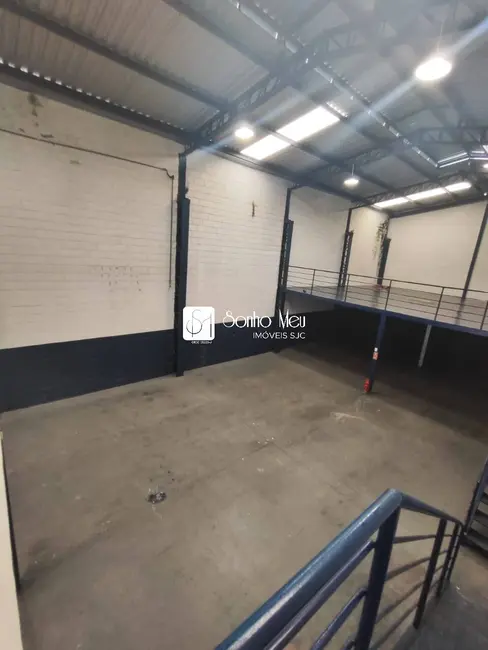 Armazém / Galpão para alugar, 300m2 em Sao Jose Dos Campos - SP - imagem 8 Foto 8 de Armazém / Galpão para alugar, 300m2 em Sao Jose Dos Campos - SP