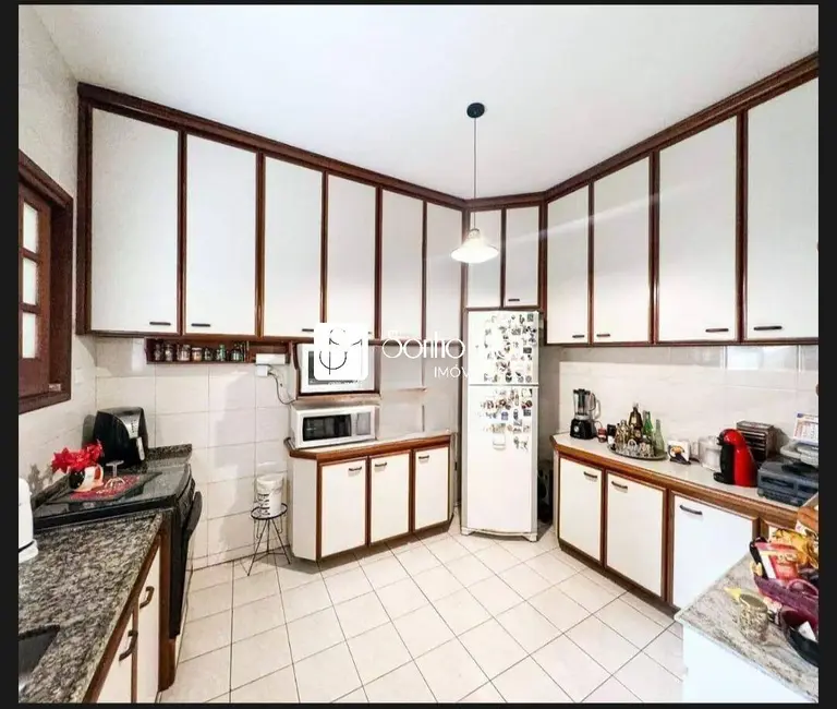 Casa de Condomínio com 4 quartos à venda, 480m2 em Sao Jose Dos Campos - SP - imagem 4 Foto 4 de Casa de Condomínio com 4 quartos à venda, 480m2 em Sao Jose Dos Campos - SP