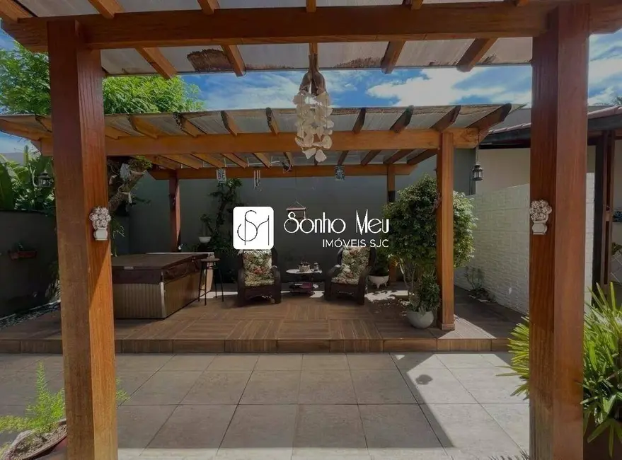 Casa de Condomínio com 4 quartos à venda, 480m2 em Sao Jose Dos Campos - SP - imagem 1 Foto 1 de Casa de Condomínio com 4 quartos à venda, 480m2 em Sao Jose Dos Campos - SP