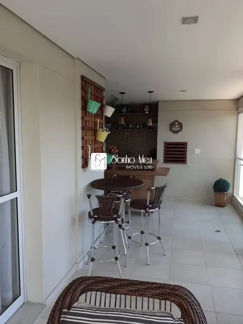 Apartamento com 4 quartos à venda, 190m2 em Sao Jose Dos Campos - SP - imagem 5 Foto 5 de Apartamento com 4 quartos à venda, 190m2 em Sao Jose Dos Campos - SP