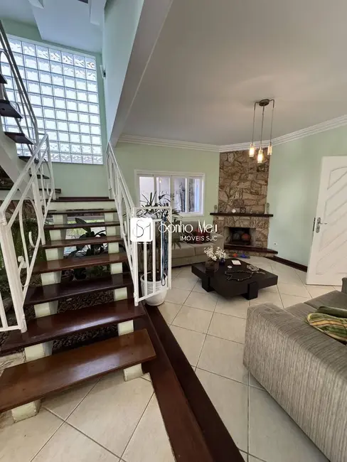 Foto 7 de Casa de Condomínio com 6 quartos à venda, 330m2 em Sao Jose Dos Campos - SP