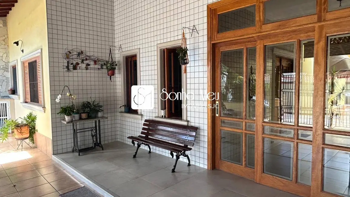 Casa com 3 quartos à venda, 263m2 em Sao Jose Dos Campos - SP - imagem 4 Foto 4 de Casa com 3 quartos à venda, 263m2 em Sao Jose Dos Campos - SP