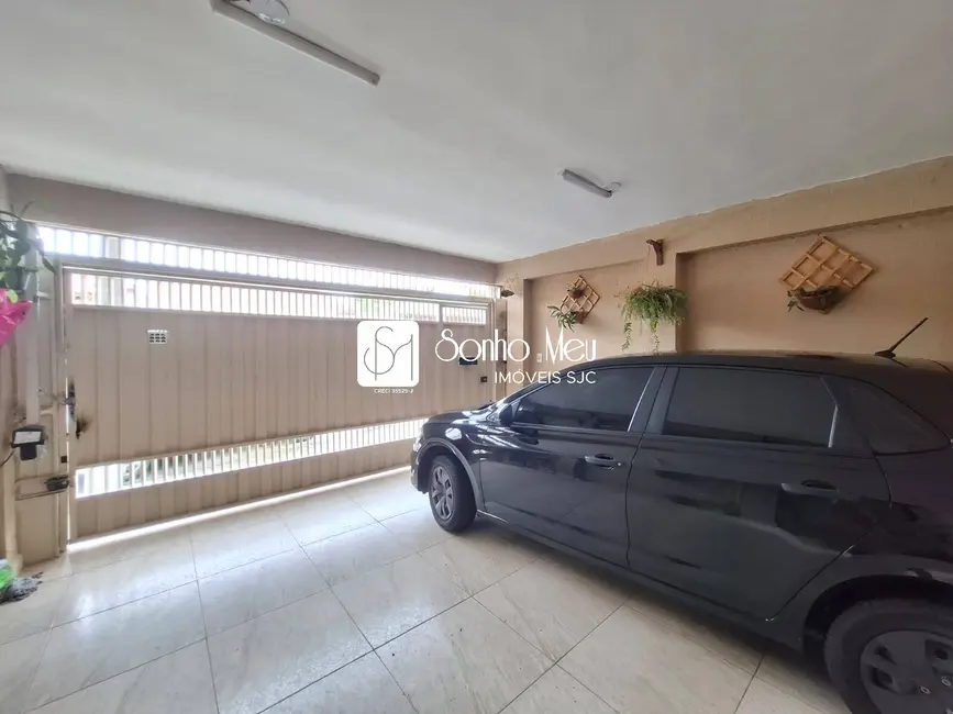 Foto 2 de Casa com 2 quartos à venda, 125m2 em Sao Jose Dos Campos - SP