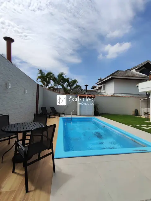 Casa com 4 quartos para alugar, 512m2 em Sao Jose Dos Campos - SP - imagem 9 Foto 9 de Casa com 4 quartos para alugar, 512m2 em Sao Jose Dos Campos - SP