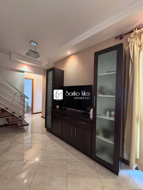 Cobertura com 4 quartos à venda, 150m2 em Sao Jose Dos Campos - SP - imagem 4 Foto 4 de Cobertura com 4 quartos à venda, 150m2 em Sao Jose Dos Campos - SP