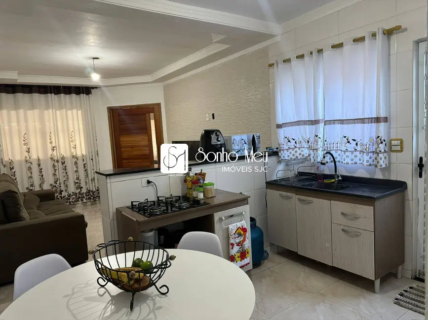 Casa com 4 quartos à venda, 125m2 em Sao Jose Dos Campos - SP - imagem 2 Foto 2 de Casa com 4 quartos à venda, 125m2 em Sao Jose Dos Campos - SP