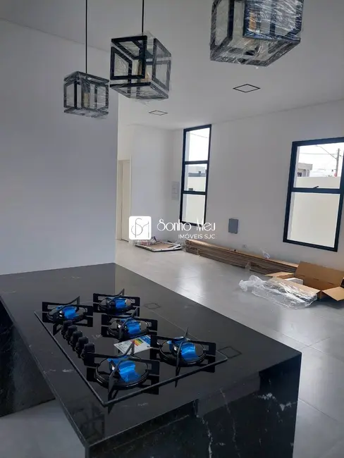 Casa de Condomínio com 3 quartos à venda, 250m2 em Sao Jose Dos Campos - SP - imagem 4 Foto 4 de Casa de Condomínio com 3 quartos à venda, 250m2 em Sao Jose Dos Campos - SP