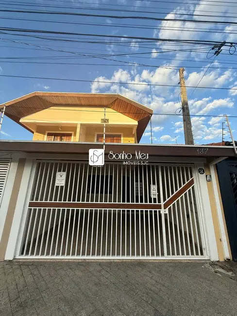 Foto 2 de Casa com 3 quartos para alugar, 155m2 em Sao Jose Dos Campos - SP