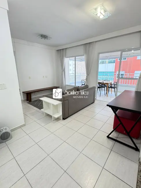 Foto 2 de Apartamento com 2 quartos para alugar, 70m2 em Sao Jose Dos Campos - SP