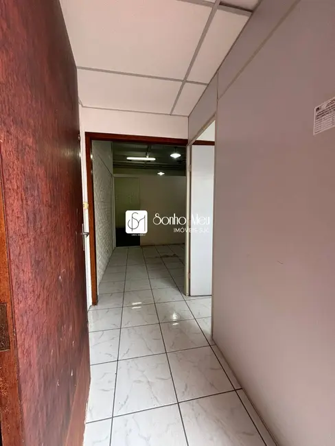 Sala Comercial para alugar, 450m2 em Sao Jose Dos Campos - SP - imagem 6 Foto 6 de Sala Comercial para alugar, 450m2 em Sao Jose Dos Campos - SP