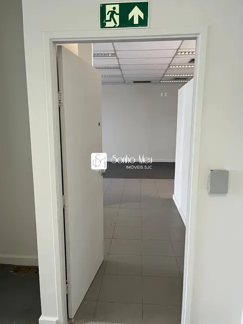 Sala Comercial para alugar, 600m2 em Sao Jose Dos Campos - SP - imagem 6 Foto 6 de Sala Comercial para alugar, 600m2 em Sao Jose Dos Campos - SP