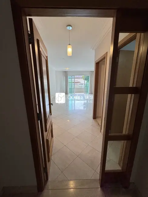 Foto 8 de Apartamento com 4 quartos à venda e para alugar, 210m2 em Sao Jose Dos Campos - SP