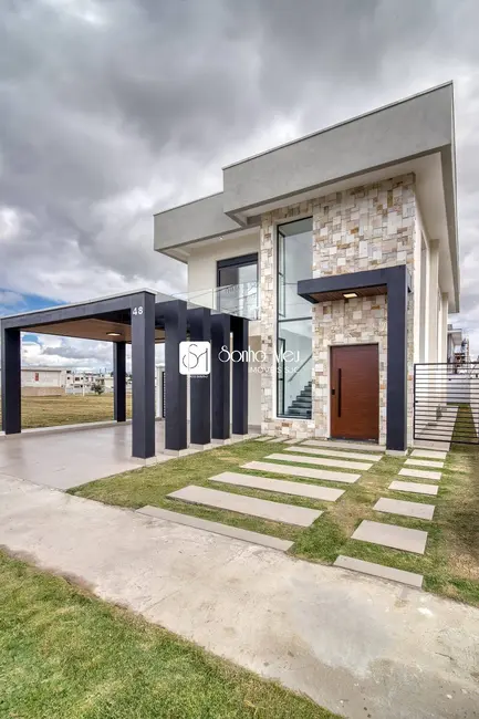 Foto 1 de Sobrado com 3 quartos à venda, 250m2 em Sao Jose Dos Campos - SP