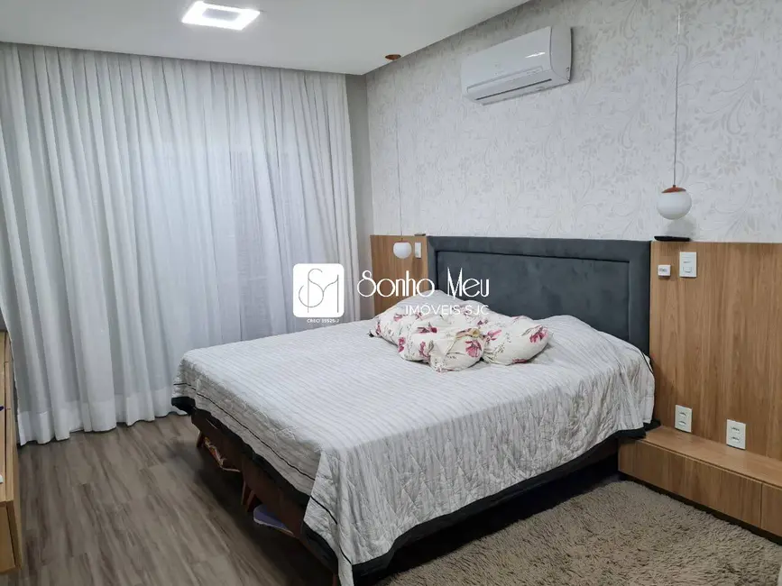 Foto 7 de Sobrado com 4 quartos à venda, 250m2 em Parque Residencial Maria Elmira, Cacapava - SP