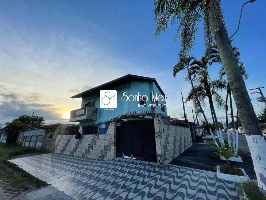 Foto 1 de Casa com 3 quartos à venda em Centro, Caraguatatuba - SP