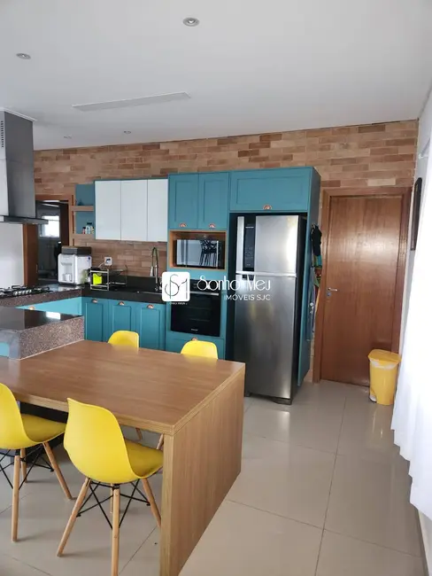 Casa de Condomínio com 3 quartos à venda, 248m2 em Sao Jose Dos Campos - SP - imagem 3 Foto 3 de Casa de Condomínio com 3 quartos à venda, 248m2 em Sao Jose Dos Campos - SP