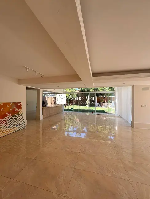 Foto 5 de Casa com 4 quartos para alugar, 540m2 em Sao Jose Dos Campos - SP