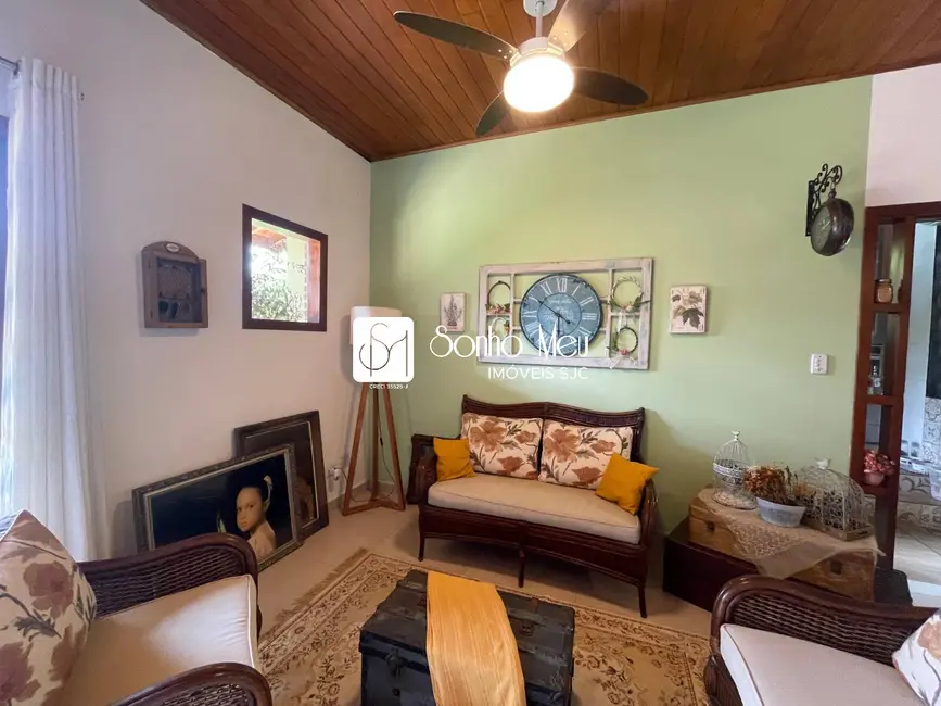 Foto 7 de Casa com 8 quartos à venda, 880m2 em Ubatuba - SP