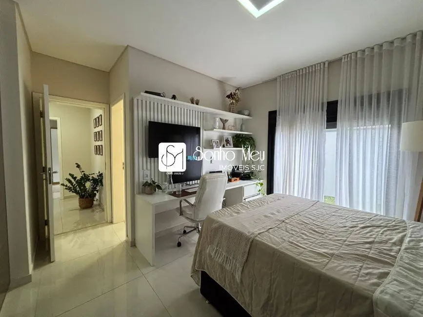 Foto 8 de Casa de Condomínio com 3 quartos à venda, 527m2 em Sao Jose Dos Campos - SP