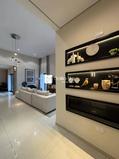 Foto 4 de Casa de Condomínio com 3 quartos à venda, 527m2 em Sao Jose Dos Campos - SP