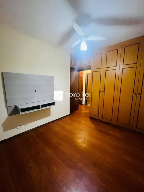 Apartamento com 4 quartos para alugar, 110m2 em Sao Jose Dos Campos - SP - imagem 7 Foto 7 de Apartamento com 4 quartos para alugar, 110m2 em Sao Jose Dos Campos - SP
