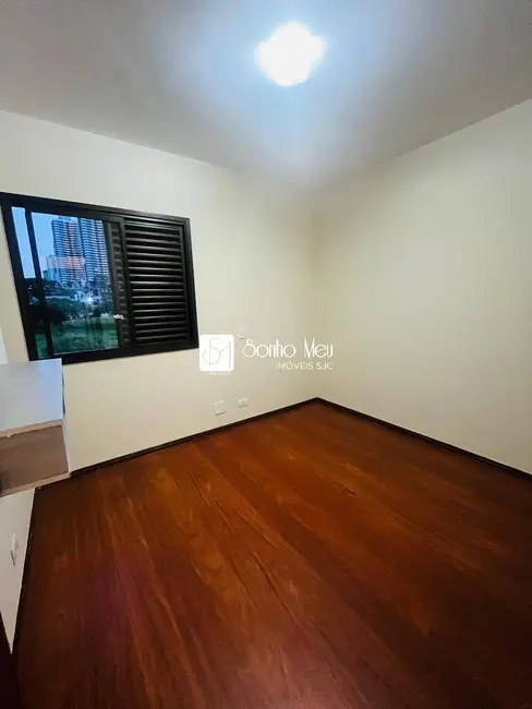 Apartamento com 4 quartos para alugar, 110m2 em Sao Jose Dos Campos - SP - imagem 5 Foto 5 de Apartamento com 4 quartos para alugar, 110m2 em Sao Jose Dos Campos - SP