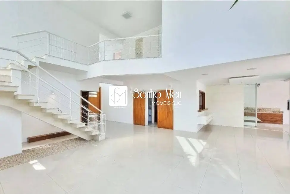 Casa com 5 quartos à venda e para alugar, 480m2 em Sao Jose Dos Campos - SP - imagem 3 Foto 3 de Casa com 5 quartos à venda e para alugar, 480m2 em Sao Jose Dos Campos - SP