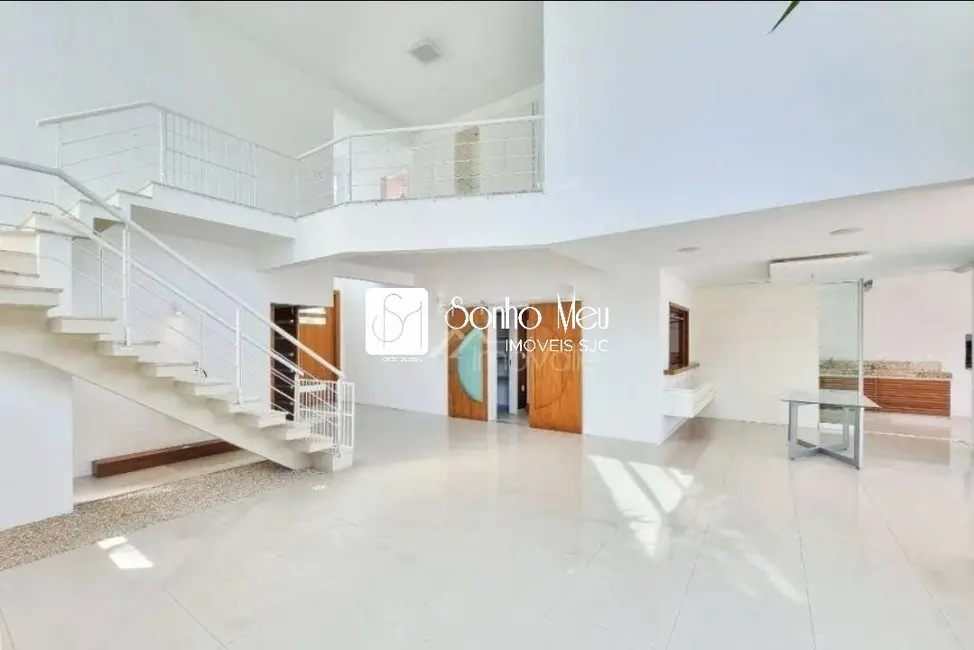 Casa com 5 quartos à venda e para alugar, 480m2 em Sao Jose Dos Campos - SP - imagem 2 Foto 2 de Casa com 5 quartos à venda e para alugar, 480m2 em Sao Jose Dos Campos - SP