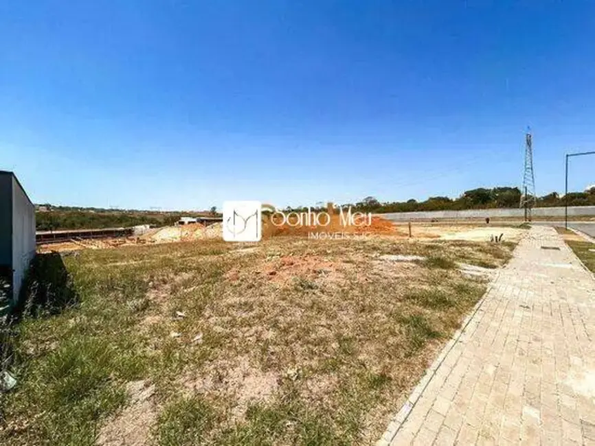 Foto 4 de Terreno / Lote à venda, 450m2 em Sao Jose Dos Campos - SP