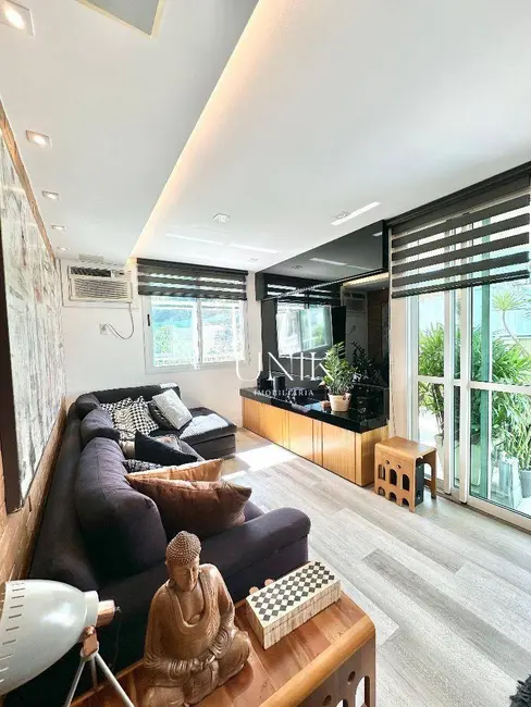 Foto 6 de Cobertura com 3 quartos à venda, 210m2 em Santa Rosa, Niteroi - RJ