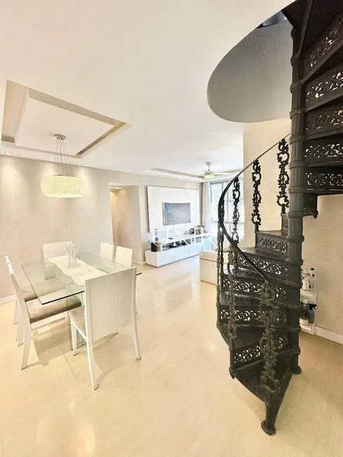Foto 2 de Cobertura com 4 quartos à venda, 180m2 em Icaraí, Niteroi - RJ