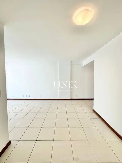 Apartamento com 3 quartos à venda, 108m2 em Icaraí, Niteroi - RJ - imagem 3 Foto 3 de Apartamento com 3 quartos à venda, 108m2 em Icaraí, Niteroi - RJ