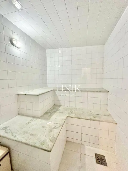 Apartamento com 3 quartos à venda, 108m2 em Icaraí, Niteroi - RJ - imagem 6 Foto 6 de Apartamento com 3 quartos à venda, 108m2 em Icaraí, Niteroi - RJ