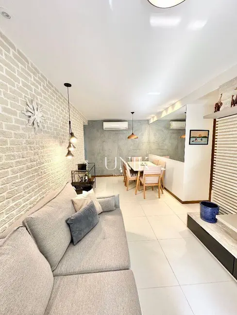 Apartamento com 2 quartos à venda, 75m2 em Icaraí, Niteroi - RJ - imagem 4 Foto 4 de Apartamento com 2 quartos à venda, 75m2 em Icaraí, Niteroi - RJ