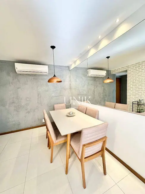 Apartamento com 2 quartos à venda, 75m2 em Icaraí, Niteroi - RJ - imagem 6 Foto 6 de Apartamento com 2 quartos à venda, 75m2 em Icaraí, Niteroi - RJ